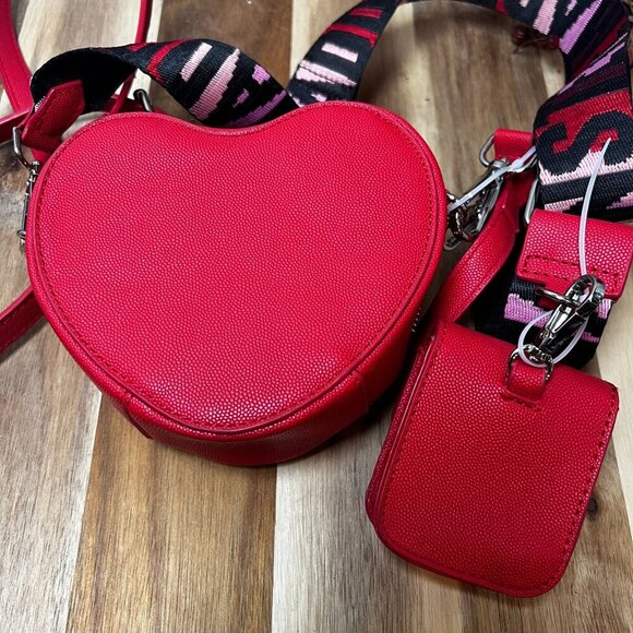 Steve Madden Allie Heart Charm Crossbody Bag w/ Detachable Pouch Lipstick Red - Picture 4 of 11